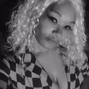 Meet your Posher, Tonya